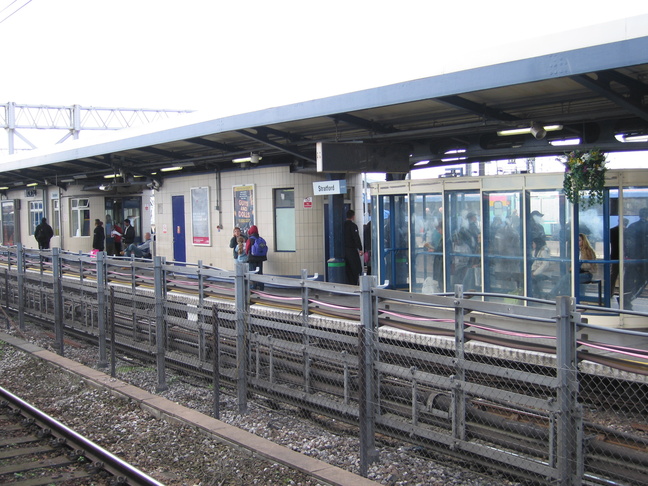 Stratford platform 6 seen from
platform 5