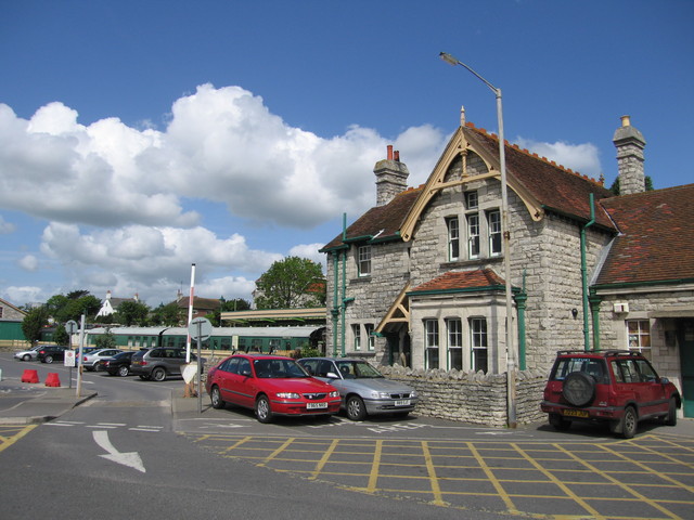 Swanage building end