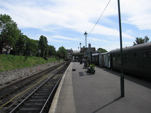 Swanage platforms looking east