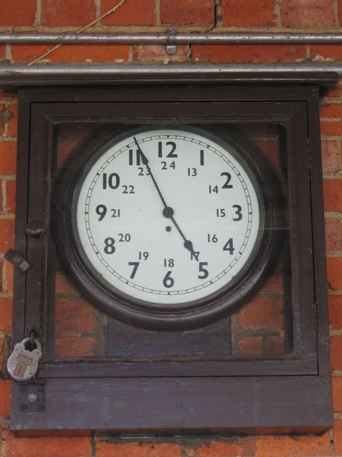 Tisbury clock