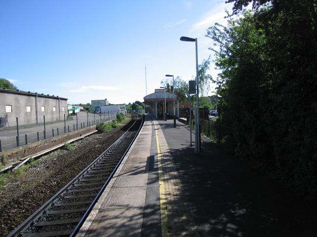 Tisbury platform looking west