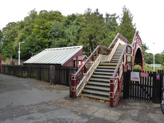 Wetheral footbridge platform 2 end