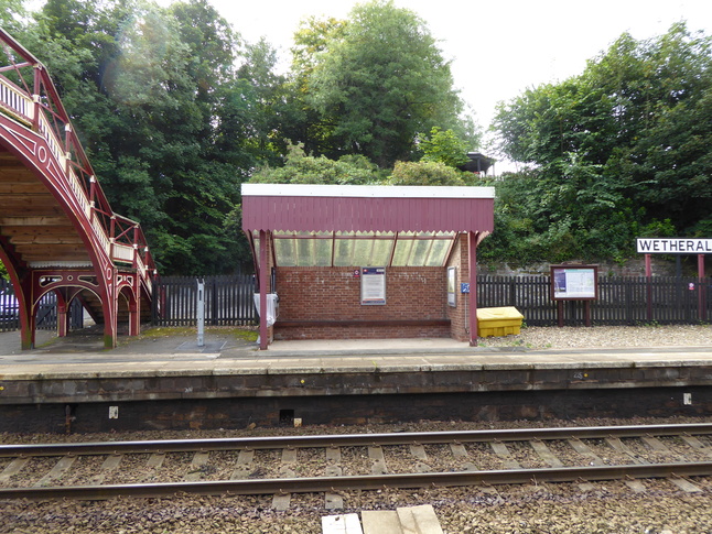 Wetheral platform 2 shelter