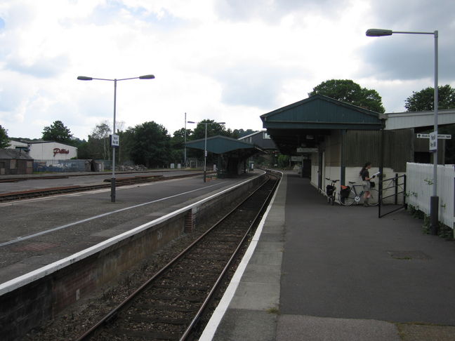 Yeovil Pen Mill platforms 1 and 2